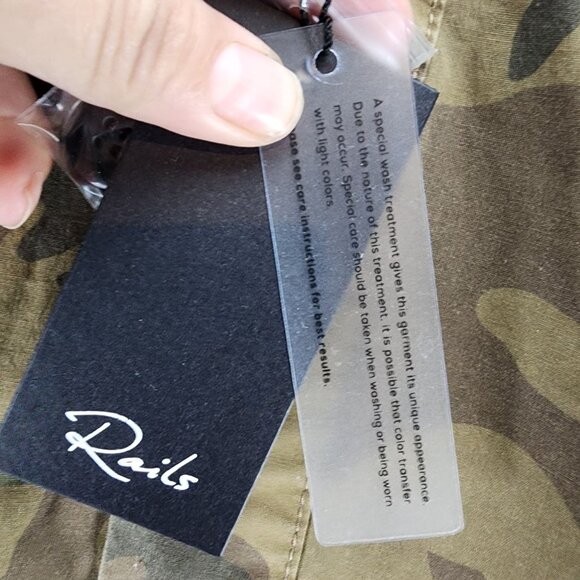 Rails Jacket Mens Medium Green Camo Long Sleeve Button Up Bomber *NWT* - Picture 2 of 13